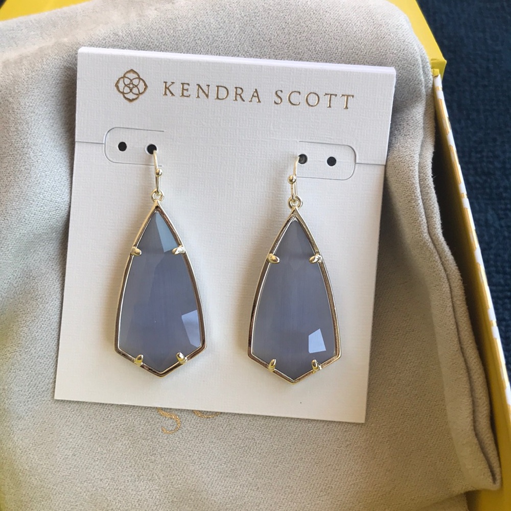 Kendra Scott, Carla earrings in slate grey & gold